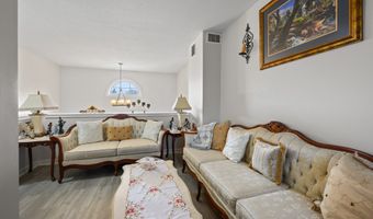 10 Linden Ct 10, Bloomfield, CT 06002