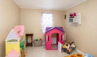 220 S Leonard St, Abbeville, LA 70510