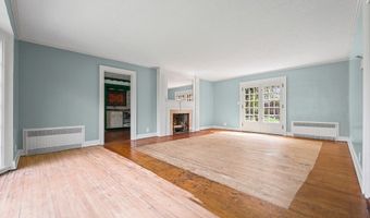 1134 Glamorgan St, Alliance, OH 44601