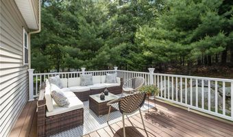 24 Cobblestone Ter, Coventry, RI 02816