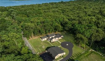 91 Carr Ln, Jamestown, RI 02835