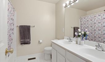 20385 BOWFONDS St, Ashburn, VA 20147