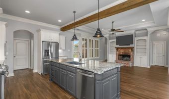 301 Newport Ln, Benton, LA 71006