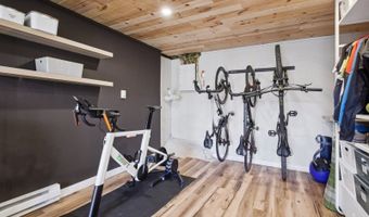 24 Peach Tree Rd, Alloway, NJ 07462