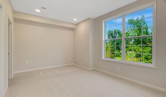 23275 MILLTOWN KNOLL Sq 111, Ashburn, VA 20148