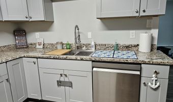 2548 Bryn Mawr Ave, Biloxi, MS 39531