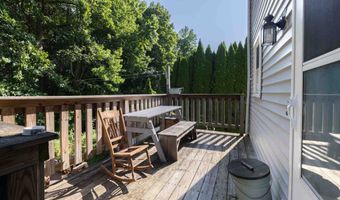 148 Skyridge Rd 148, Bristol, CT 06010