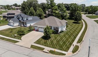 801 155th Ter, Basehor, KS 66007