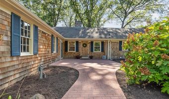 15 Birchwood Dr, Cumberland, RI 02864