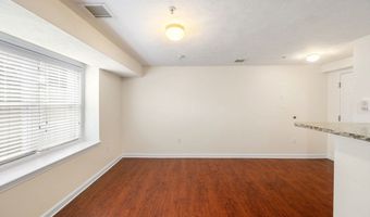 154 Bedford St, Abington, MA 02351