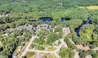 5 River St, Newmarket, NH 03857