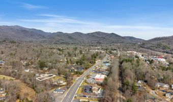 107 Cragmont Rd, Black Mountain, NC 28711