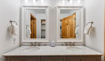 33 BROKEN LANCE Dr 206S, Breckenridge, CO 80424
