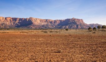 2591 S Desert Dr, Apple Valley, UT 84737