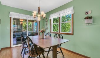 471 Linden Ln, Antioch, IL 60002