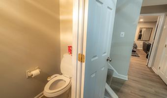 6363 EIGHTH St, Alexandria, VA 22312