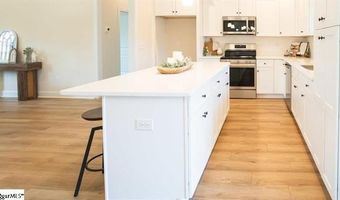 606 Parkwood Dr, Anderson, SC 29625