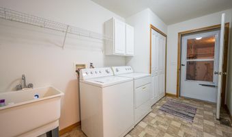 1724 Middle Pt, Alger, MI 48610