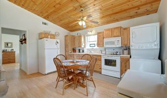 6257 E Calvertville Rd, Bloomfield, IN 47424