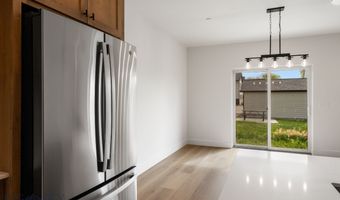 100 Bow Perch Ln B, Bozeman, MT 59718