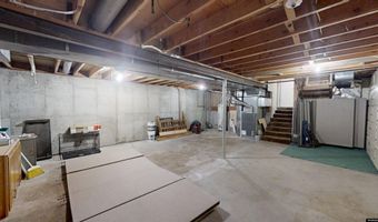 2040 W 41st St, Casper, WY 82604