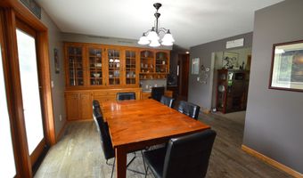 2214 SE 14th Ave, Aberdeen, SD 57401