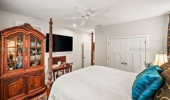 9 Bajala Dr E, Beaufort, SC 29907