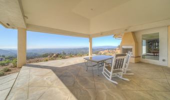 1991 Via Ladera, Fallbrook, CA 92028