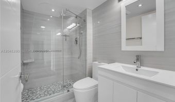 20515 E Country Club Dr 1245, Aventura, FL 33180