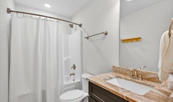 6216 Saphire Ln, Biloxi, MS 39532