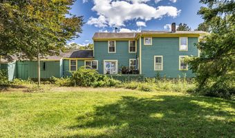 60 Chaplin St, Chaplin, CT 06235