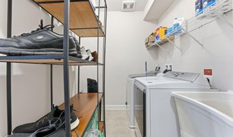 41992 HOLDER HILL Ct, Aldie, VA 20105