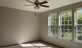 1531 Millbrook Rd, Algonquin, IL 60102
