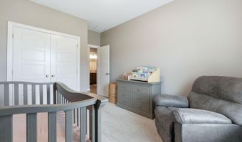 5329 Greyson Heights Dr, Auburn, IN 46706