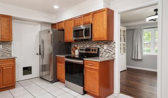 12405 RAMBLING Ln, Bowie, MD 20715