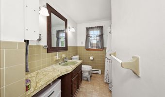 59 Litchfield Ln, Bristol, CT 06010