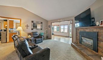 11859 89th St NW, Annandale, MN 55302