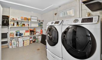 9928 FLEMING Ave, Bethesda, MD 20814