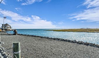 257 Sandlewood Dr, Bayville, NJ 08721