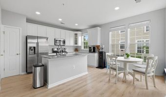 271 CAMERON STATION Blvd 103, Alexandria, VA 22304
