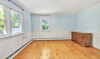 13 Hoyt Rd, Bethel, CT 06801