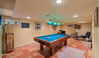 38 Hillvale Rd, Albertson, NY 11507