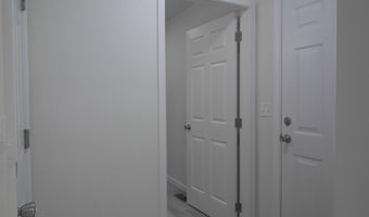 111 Center Dr, Blakeslee, PA 18610
