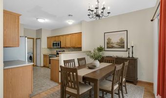 6869 Folkestone Rd 614, Apple Valley, MN 55124