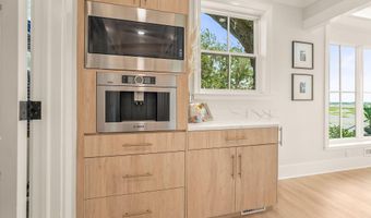 2102 Bay St, Beaufort, SC 29902