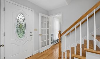 240 Sandown Rd, Chester, NH 03036