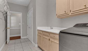 127 CHARLIE Ln, Albany, GA 31707