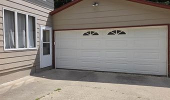 505 S Wooster St, Algona, IA 50511