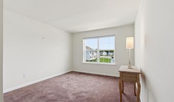 30 CHARLESTON Cir, Dover, DE 19904