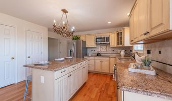 5265 BEAR HOLLOW Ln, Amissville, VA 20106